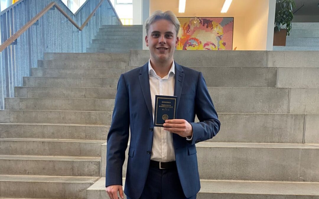 Ny dygtig tømrersvend udlært hos os